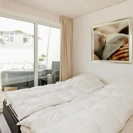 4 Star Holiday In Wendtorf